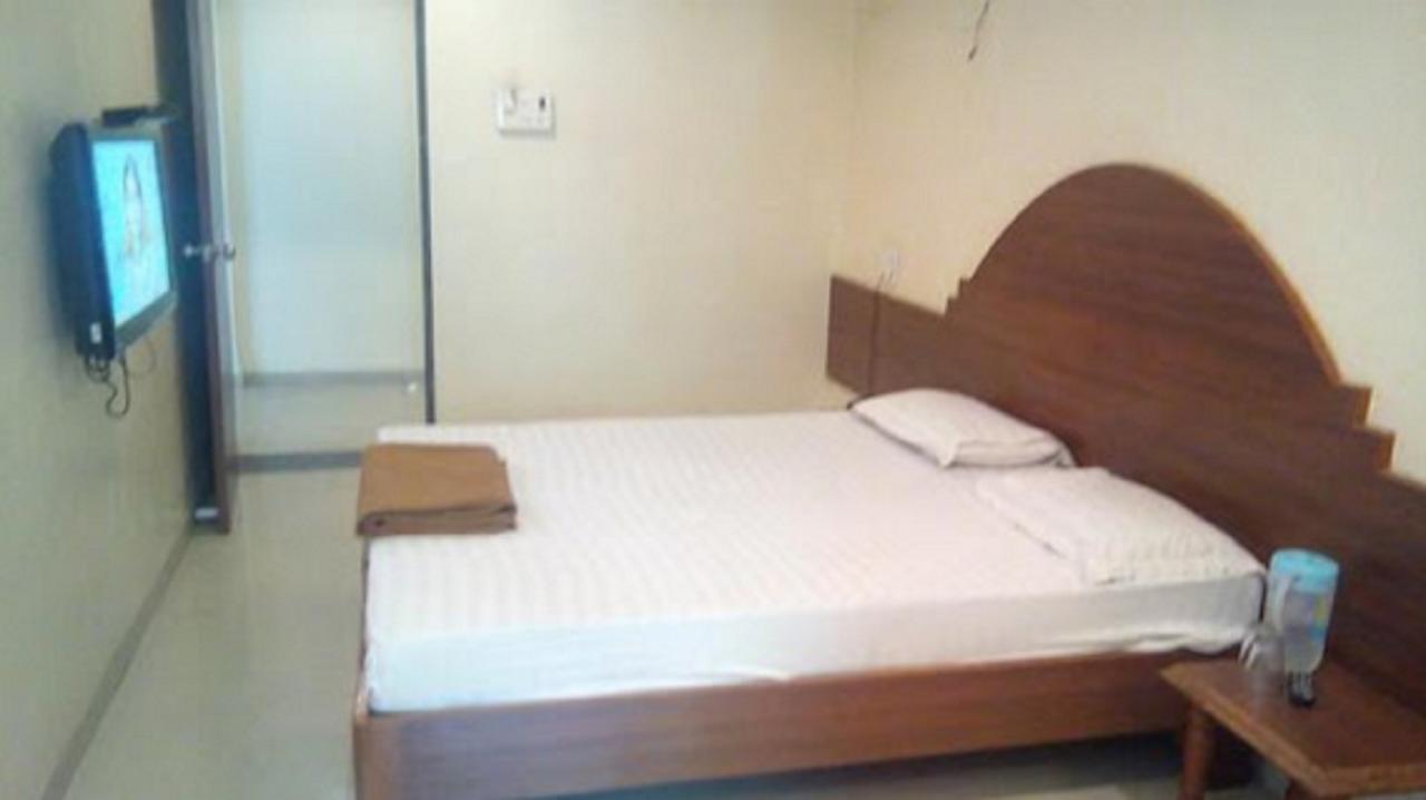 Hotel Rajdeep Pune Luaran gambar