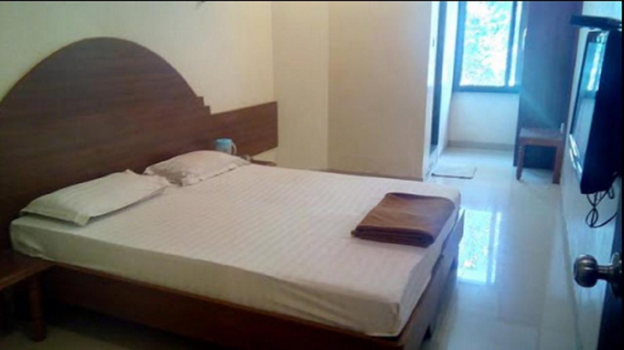 Hotel Rajdeep Pune Luaran gambar