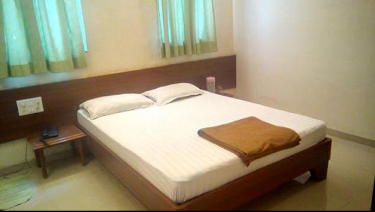 Hotel Rajdeep Pune Luaran gambar