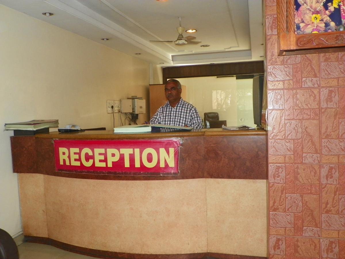 Hotel Rajdeep Pune Luaran gambar